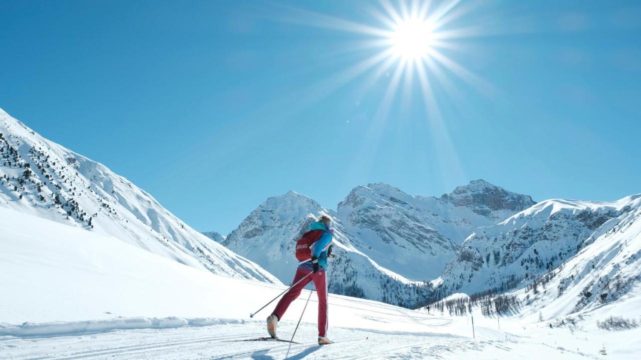 Ameron Davos Swiss Mountain Resort Exterior photo
